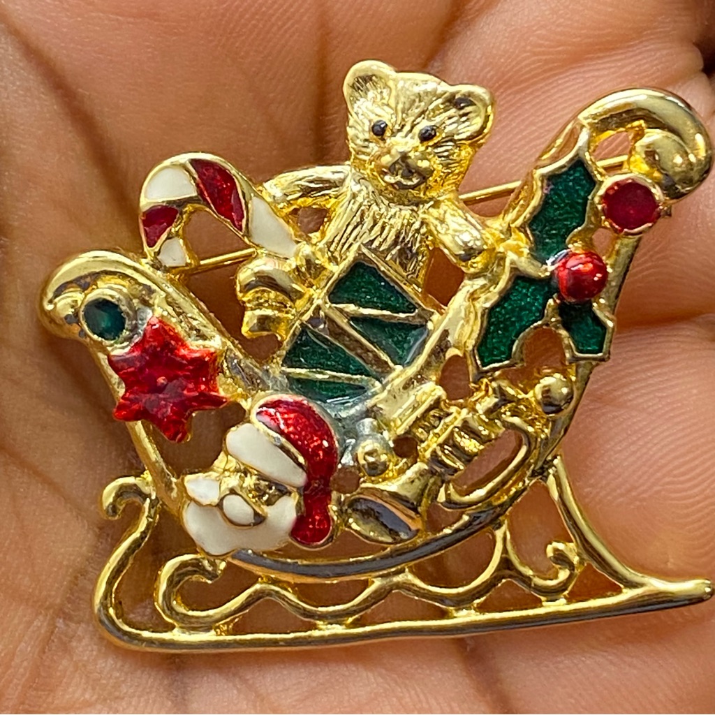 Santa Sleigh Bear Gifts Brooch